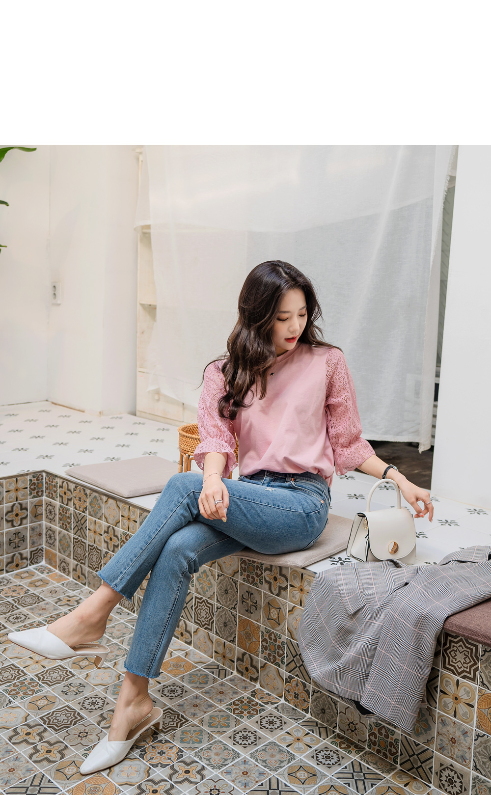 스타일에 욕심을 더하다 로드 레이스소매 티셔츠